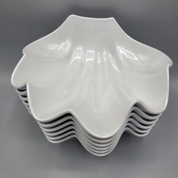 Clam Shell Shaped Serving Bowl with 6 Individual Bowls Melamine Pearl White - Picture 12 of 16